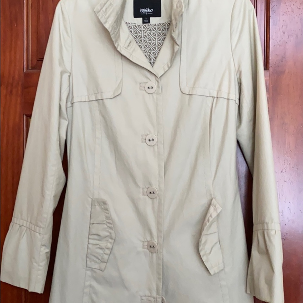 Long beige jacket - Picture 3 of 5